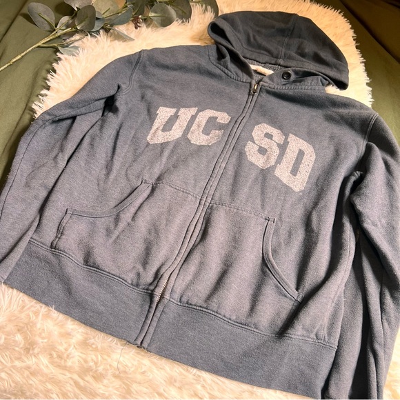 *MUST GO!* UCSD UC San Diego zip hoodie - Picture 4 of 4